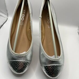ALDO Women's Metallic Silver Flats